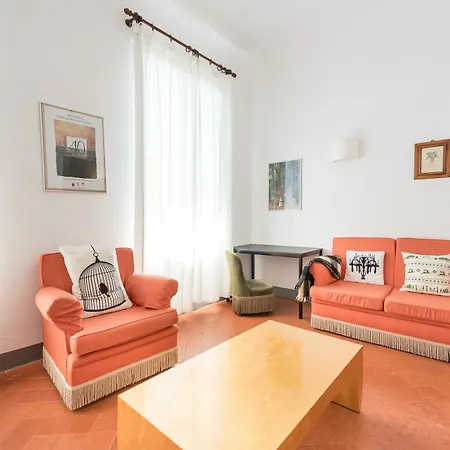 Pitti Large With Balcony * 피렌체