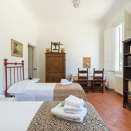 Apartamento Pitti Large With Balcony Florença